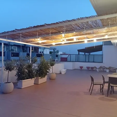 Levante شقة